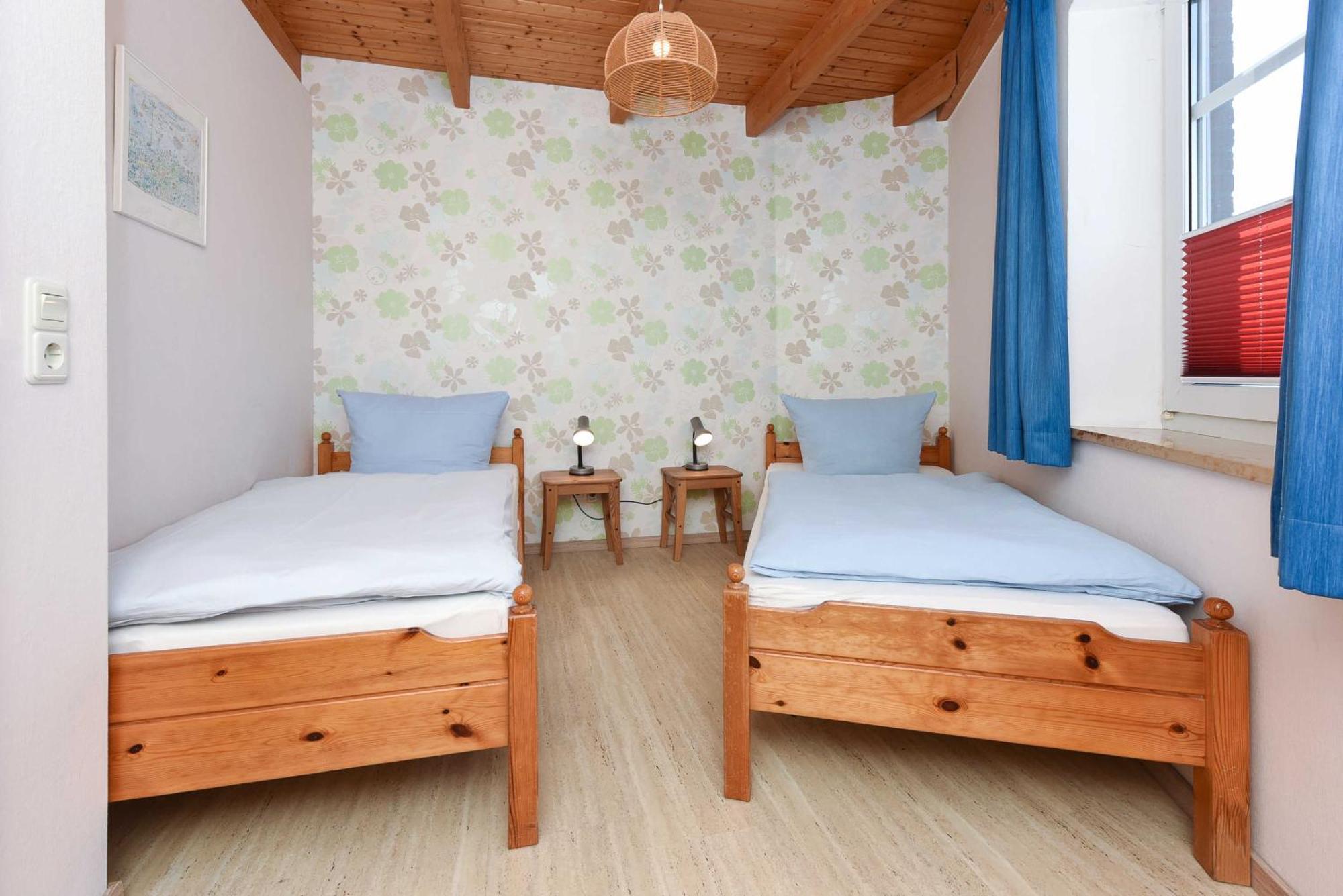 Ferienwohnungen Im Gezeitenhaus Bensersiel Exteriör bild