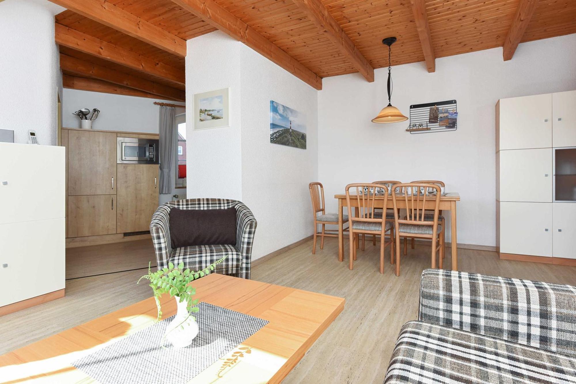 Ferienwohnungen Im Gezeitenhaus Bensersiel Exteriör bild