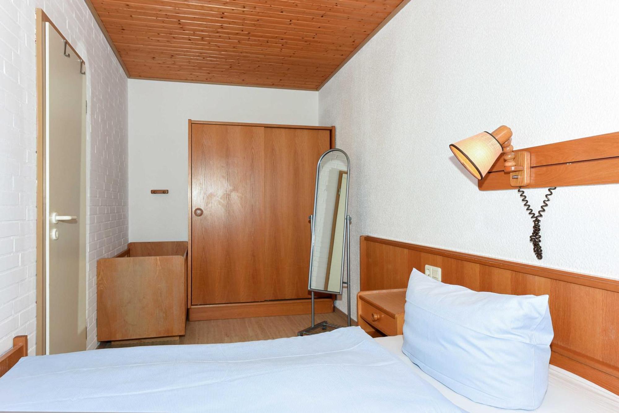 Ferienwohnungen Im Gezeitenhaus Bensersiel Exteriör bild